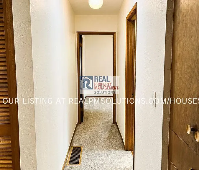 1120 NE 153rd Ave — Photo 31