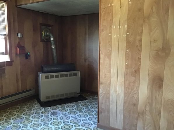 405 Birchwood Dr, Franklin, WV 26807