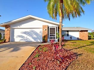 1365 Cambridge Dr, Venice, FL 34293