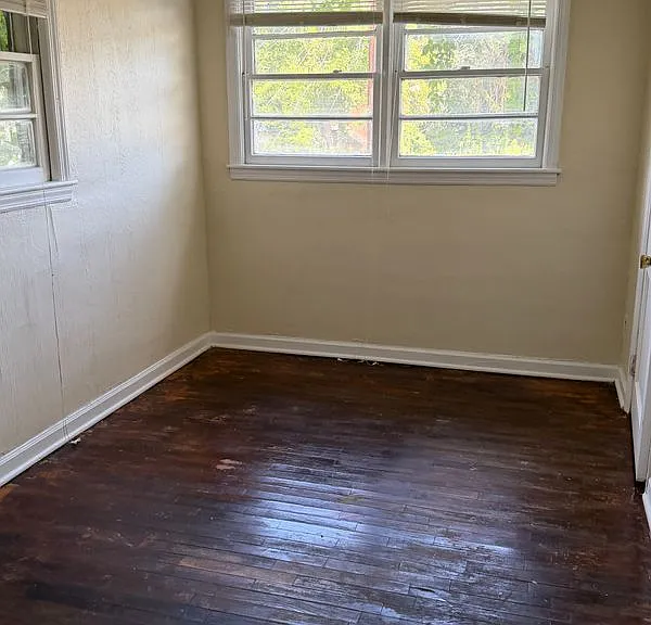 252 Margaret Ave #5 — Photo 3