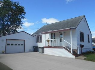 406 W Benton St, Tomah, WI 54660