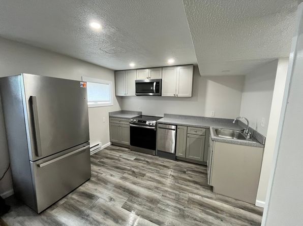 315 1st St APT 1B
