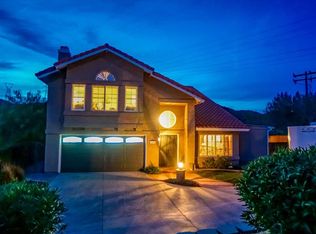 28940 Shadow Valley Ln, Saugus, CA 91390