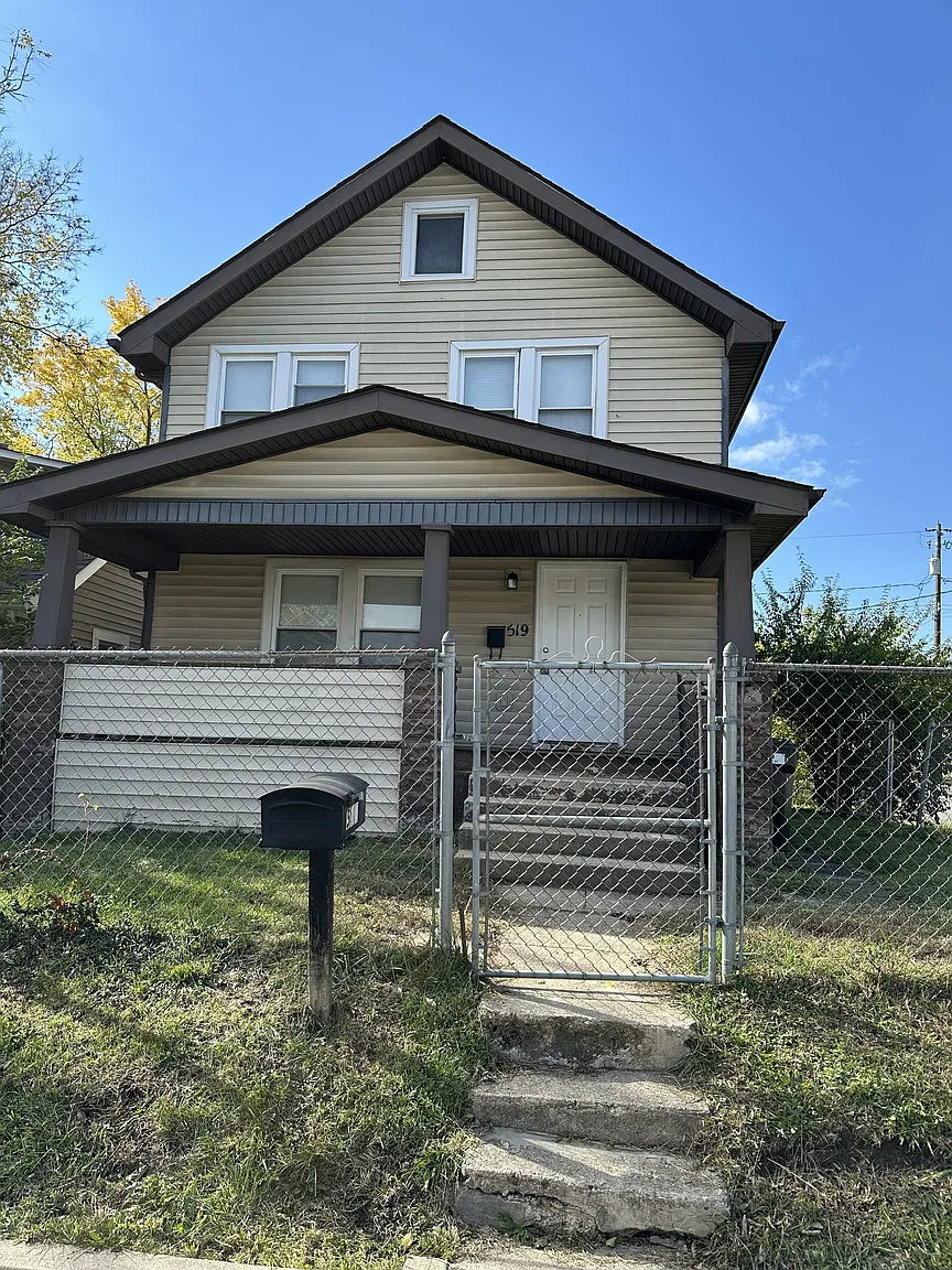 519 Catherine St photo 1