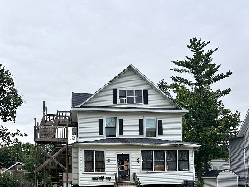 1st image of 107 Seneca St