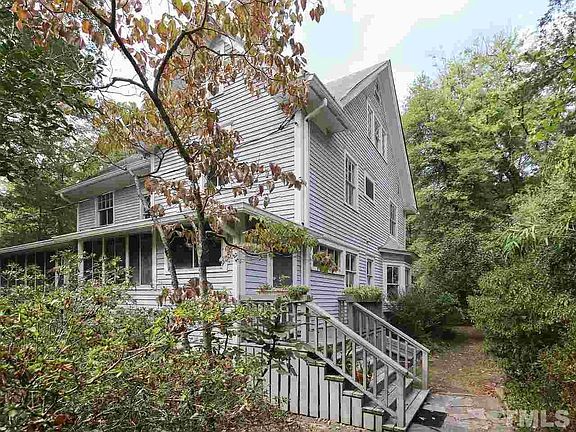 3rd image of 714 E Franklin St