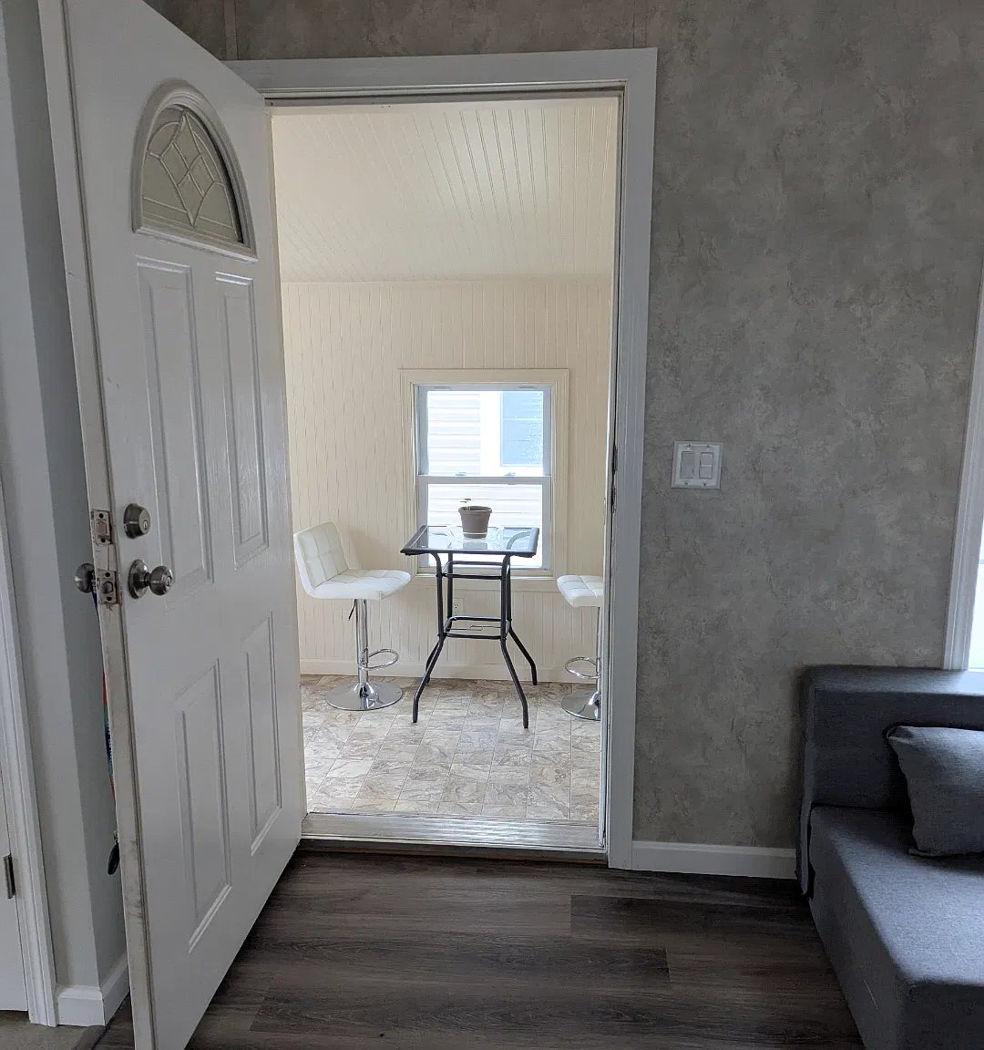 2 bed, 900 sqft, $1,350 — Photo 4