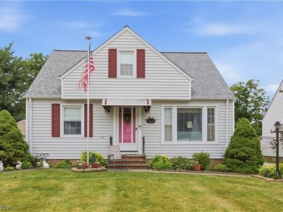 2212 Larchmont Dr, Wickliffe, OH, 44092