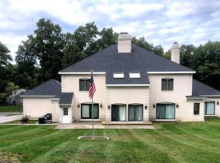 32 Indian Rock Rd, Nashua, NH 03063