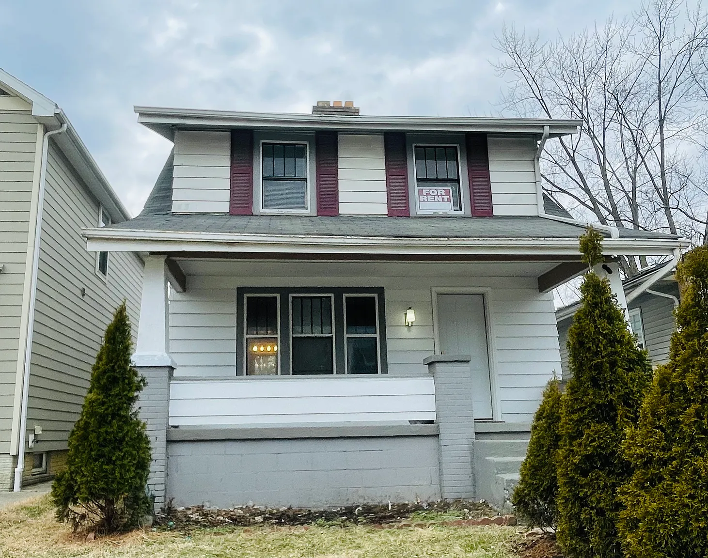 357 S Richardson Ave photo 1