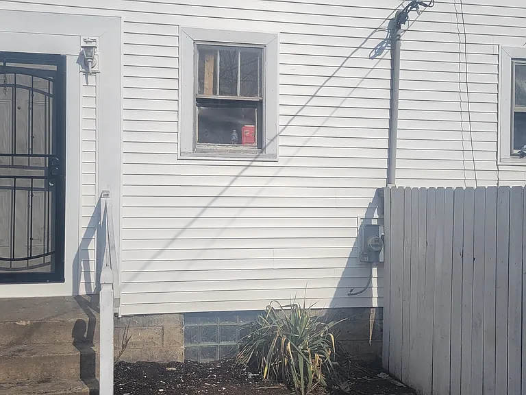 1619 E Hudson St — Photo 8
