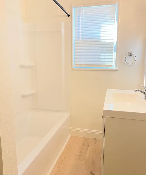 7905 Sinaloa Ave — Photo 6