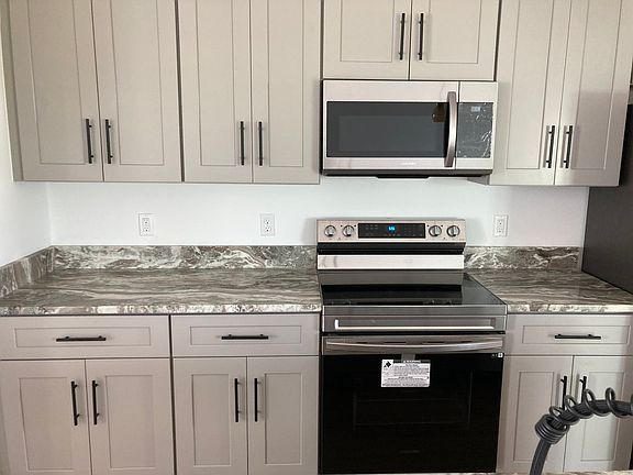 4th image of 1245 Alafia Way
