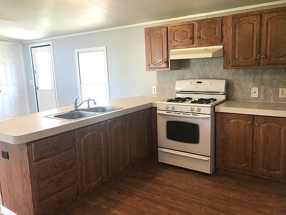 4th image of 2705 St Vincents Ave Trlr 65
