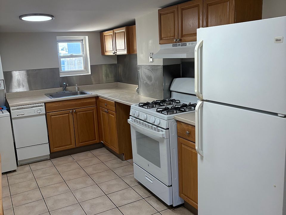 1st image of 1817 E Passyunk Ave Unit 3