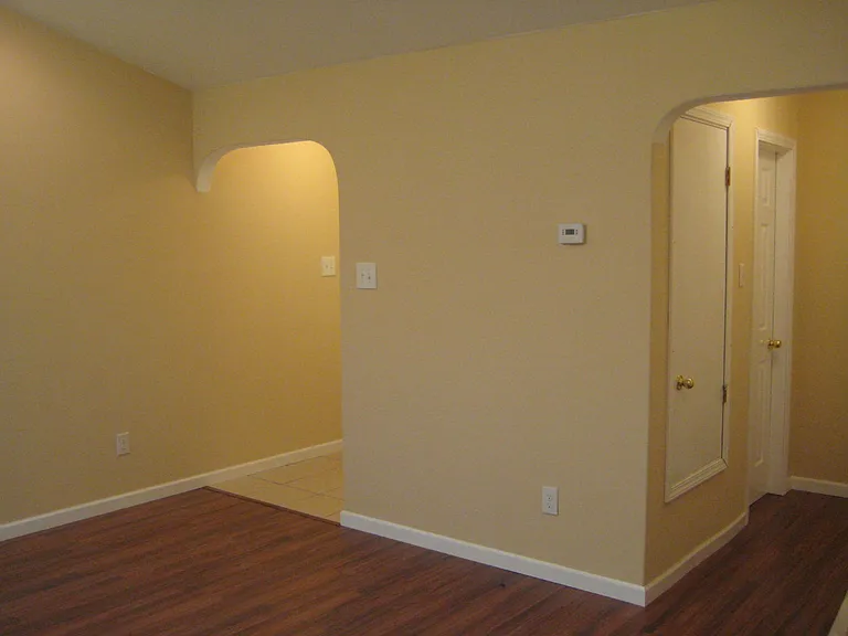 8006 Burley Bnd — Photo 11