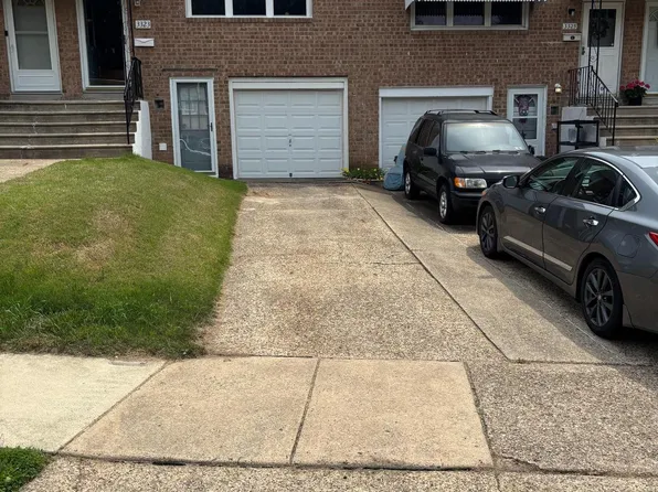 3323 S Keswick Rd, Philadelphia, PA 19114