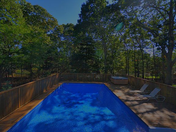 5th image of 7 Wild Duck Ln