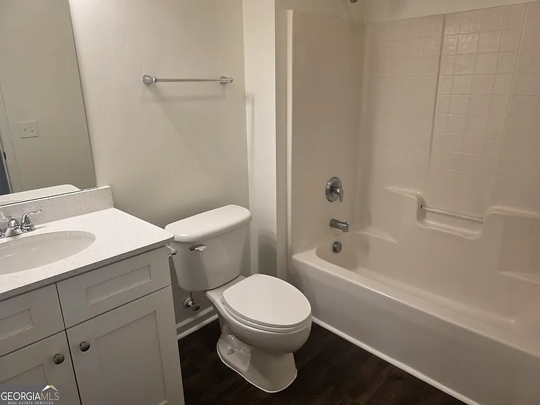 434 Roberts Way — Photo 23