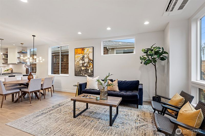 3rd image of 7336 27th Avenue NW