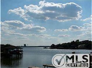 5503 Club Cove Ct, Granbury, TX 76049