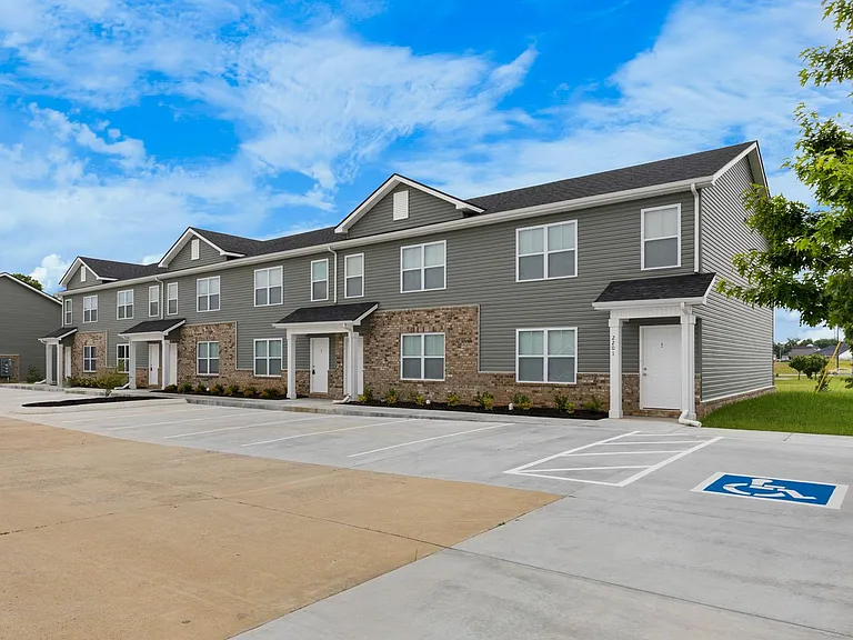 2201 Eldos Trace Cir — Photo 36