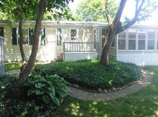 25745 Lincoln St, Novi, MI 48375