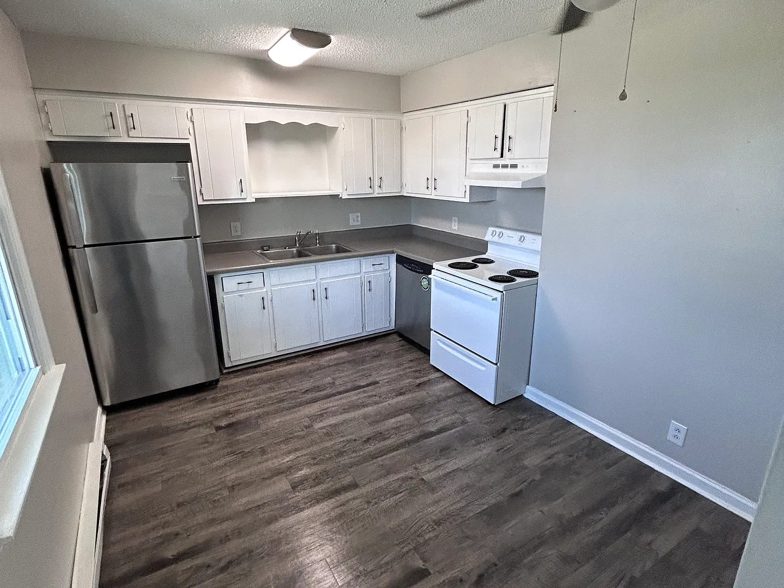 2 bed, 900 sqft, $1,475 — Photo 1