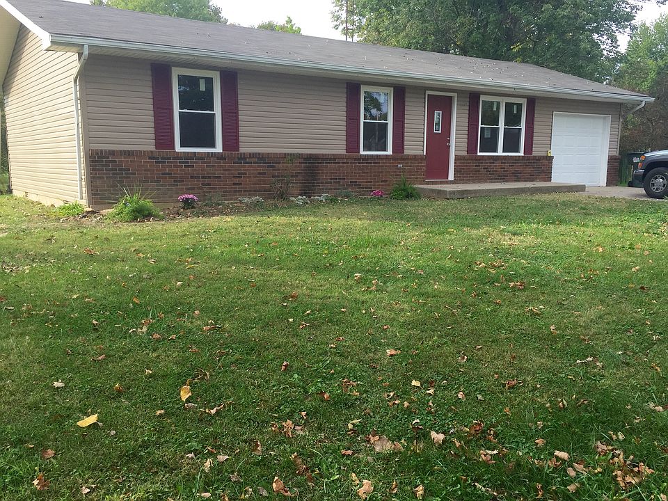1st image of 390 N County Road 125 W