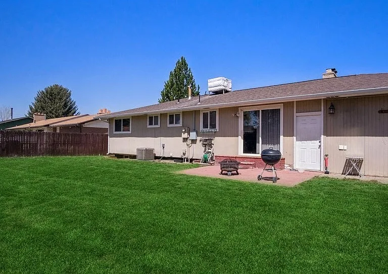 1736 E Tramway Dr — Photo 22