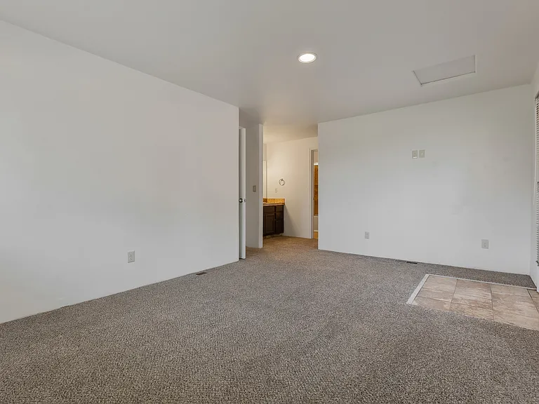 1500 W 9th Ave — Photo 25