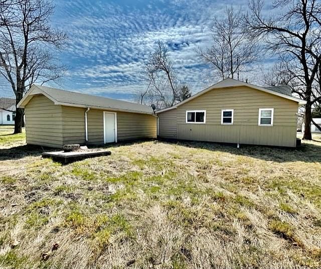 104 E Center St, Turney, MO 64493 Zillow