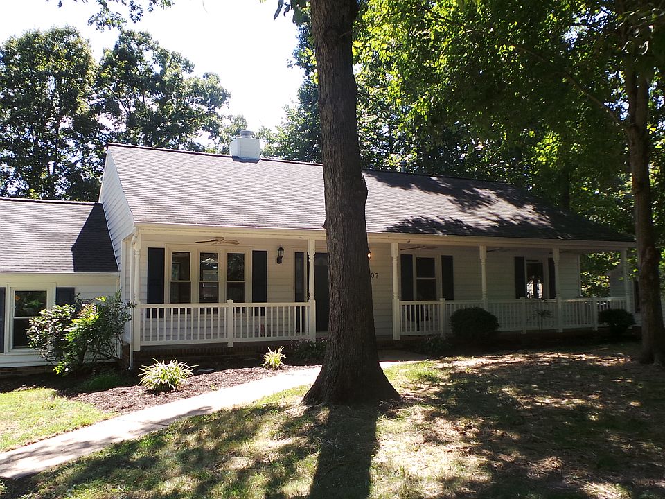 1st image of 10807 Holleybrooke Dr