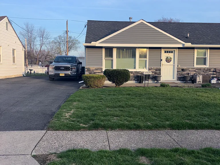 2909 Crafton Dr — Photo 29