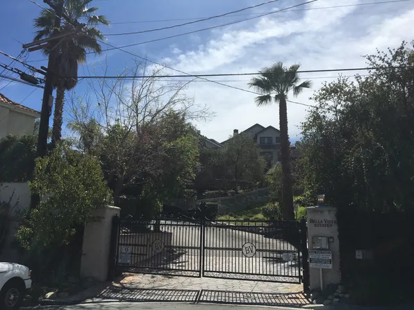 24901 Bella Vista Dr, Santa Clarita, CA 91321