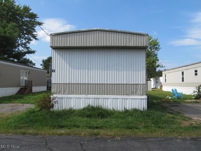 83 Martha Dr, Madison, OH, 44057