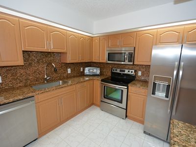 12850 SW 4th Ct, Pembroke Pines, FL, 33027