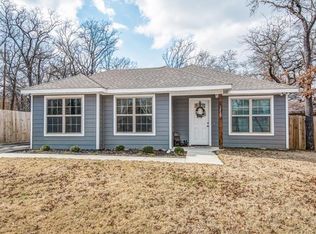 1729 Rick Ct, Azle, TX 76020