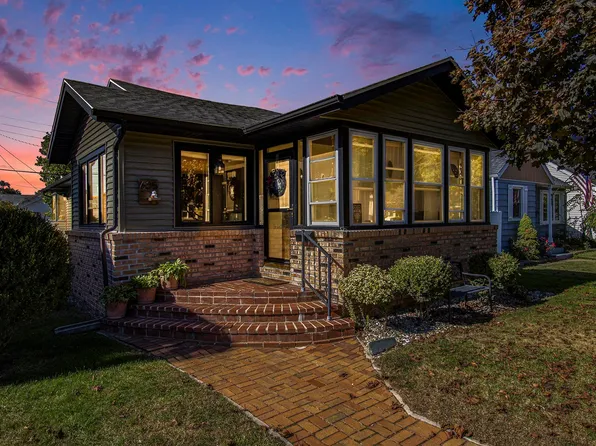625 Gernhart Ave, Mishawaka, IN 46544