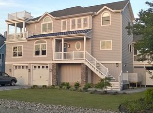 39057 Bayfront Dr, Ocean View, DE 19970