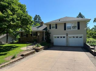 1910 Wilby Rd, Albert Lea, MN 56007