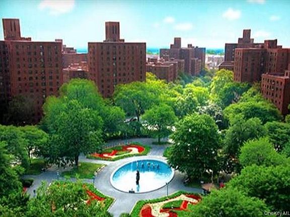 3rd image of 1514 Unionport Road #4A