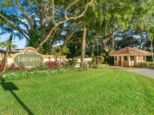 92 N Lakeshore Drive, Hypoluxo, FL 33462