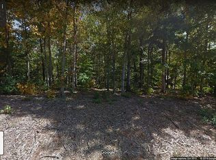 528 Old Iron Works Rd, Spartanburg, SC 29302