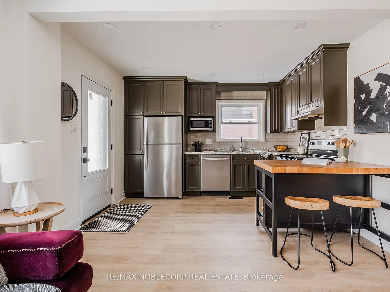 4 bed, $3,250 — Photo 3