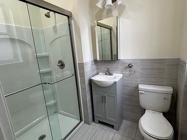 1101 Spruce St #3F — Photo 9