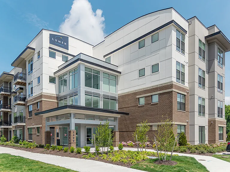 Lumen Apartments — Photo 39
