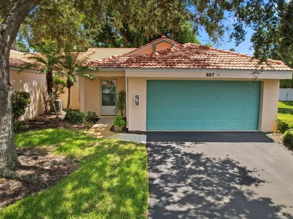 607 Marcus St, Venice, FL 34285