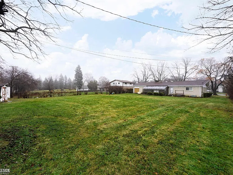 107 Bloomfield Blvd — Photo 47