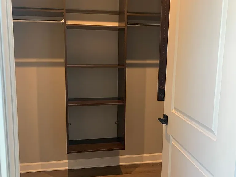 Solara Luxury Apartments — Photo 62